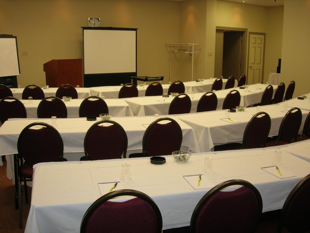 Dartmouth Oceanview Hotel Esterno foto