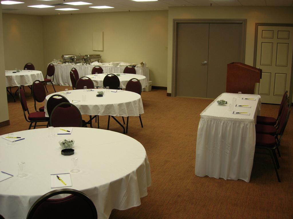 Dartmouth Oceanview Hotel Esterno foto